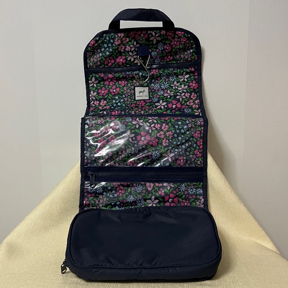 💐 Dabney Lee Hanging Toiletries Bag Navy/Floral